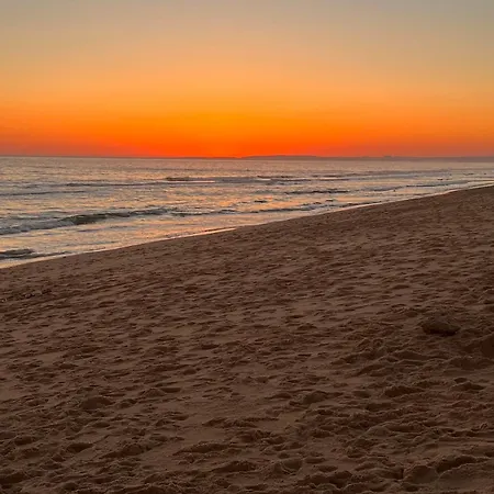 Hébergement de vacances Vilamoura Townhouse In Private Gated