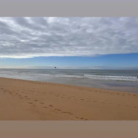 Vilamoura Townhouse In Private Gated